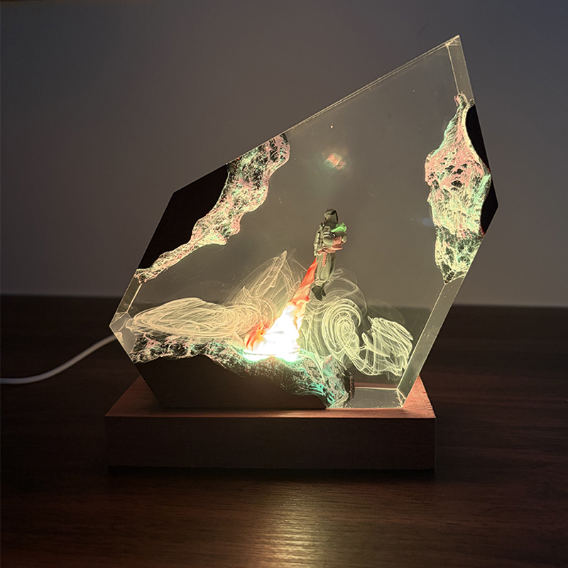 Resin Art Baby - โคมไฟตั้งโต๊ะเรซิ่นรูปทรงอนิเมะไซไฟ งานศิลปะสร้างสรรค์ ตกแต่งบ้าน ไฟกลางคืน 7 สี