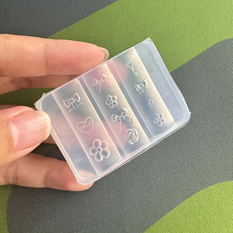 แม่พิมพ์ลายเล็บซิลิโคนสำหรับมื - Resin Art Using Flowers บทวิจารณ์และราคา