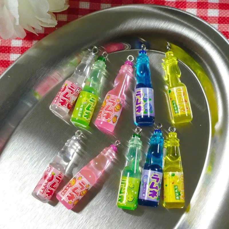 ชาร์มเรซิ่นรูปขวดโซดาขนาดเล็ก  - Resin Art Calligraphy บทวิจารณ์และราคา
