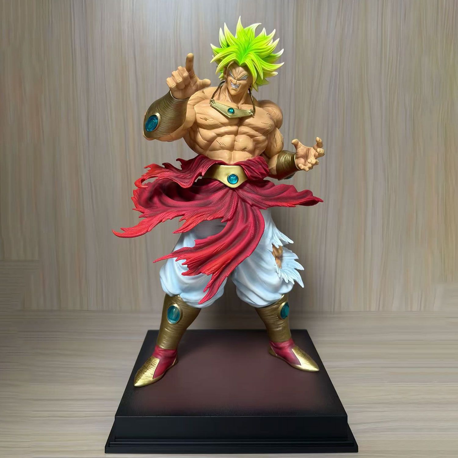 ดราก้อนบอล Z โบรลี่ อนิเมะฟิกเ - Resin Art Dragon Ball Z บทวิจารณ์และราคา