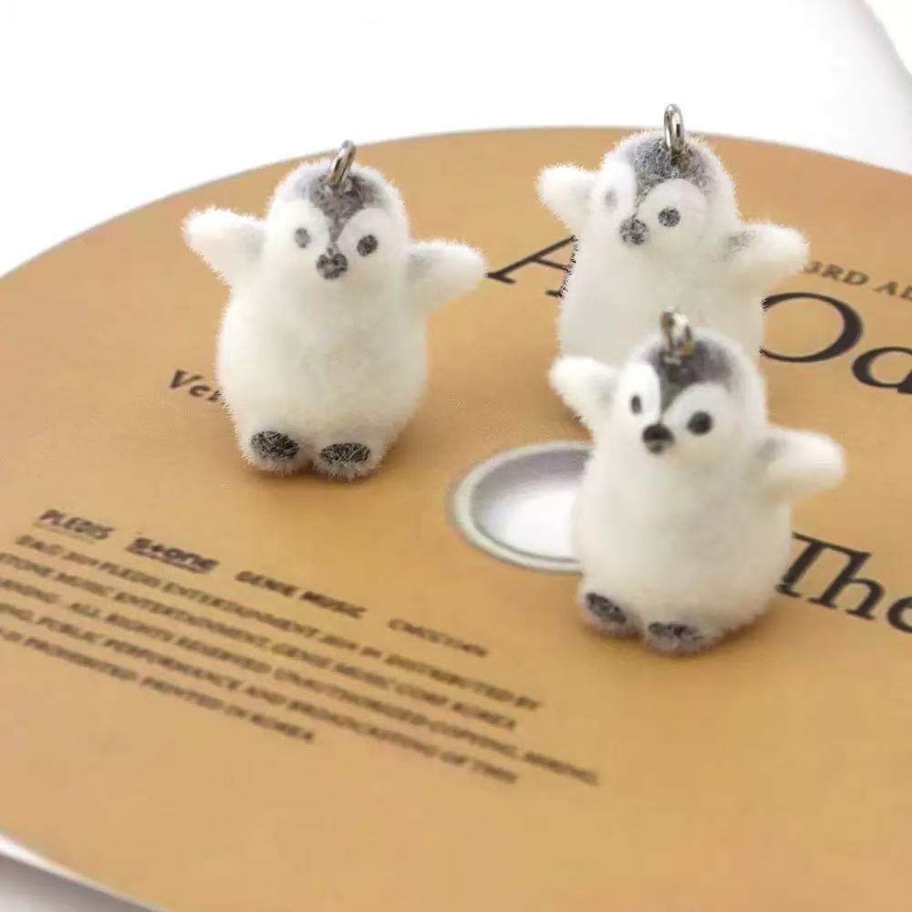จี้รูปเพนกวินเรซิ่นขนาดเล็กแบบ - Resin Art Calligraphy บทวิจารณ์และราคา